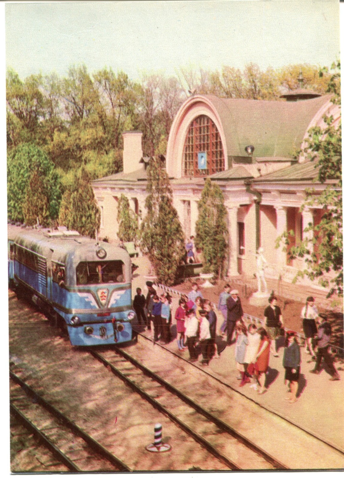 Отправьте открытку из Музея железных дорог России!